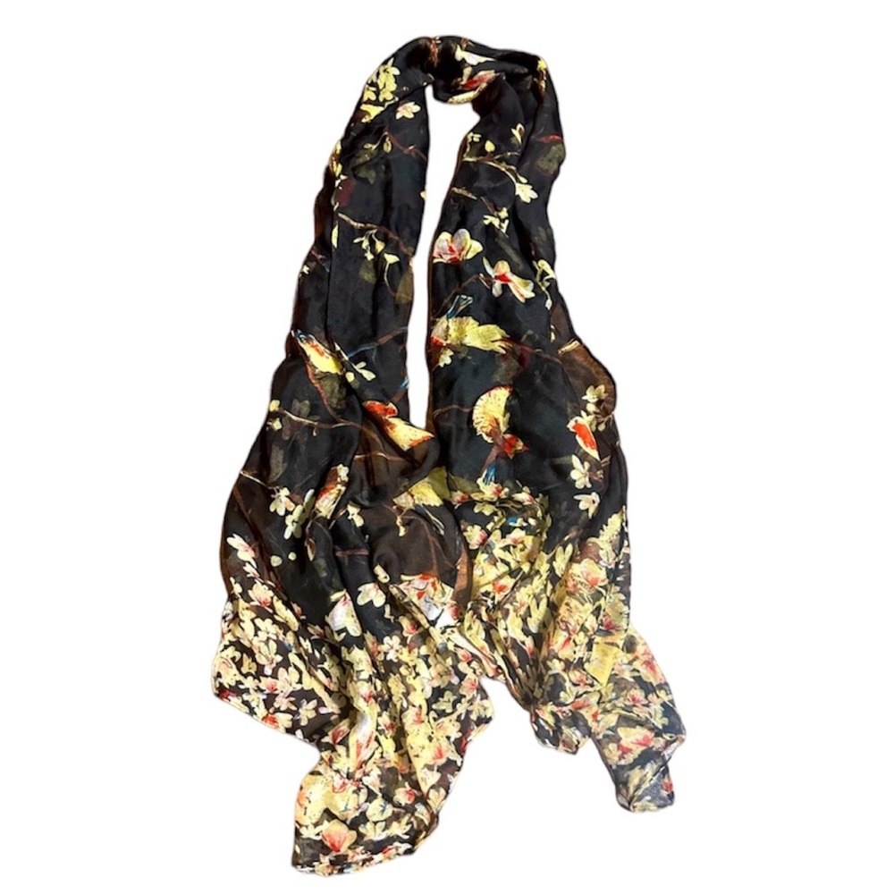 Women’s scarf